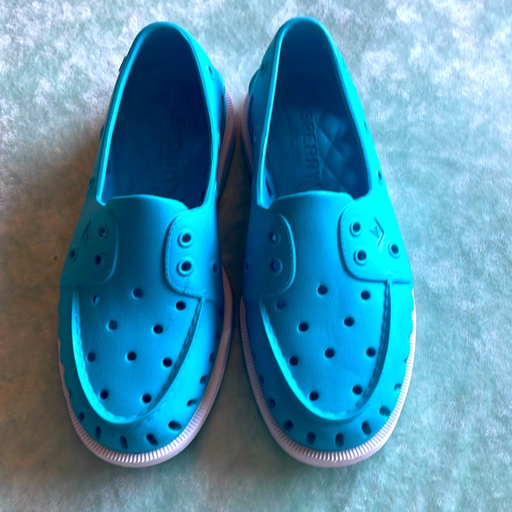 Sperry boat shoes ~ size 7 ~ teal